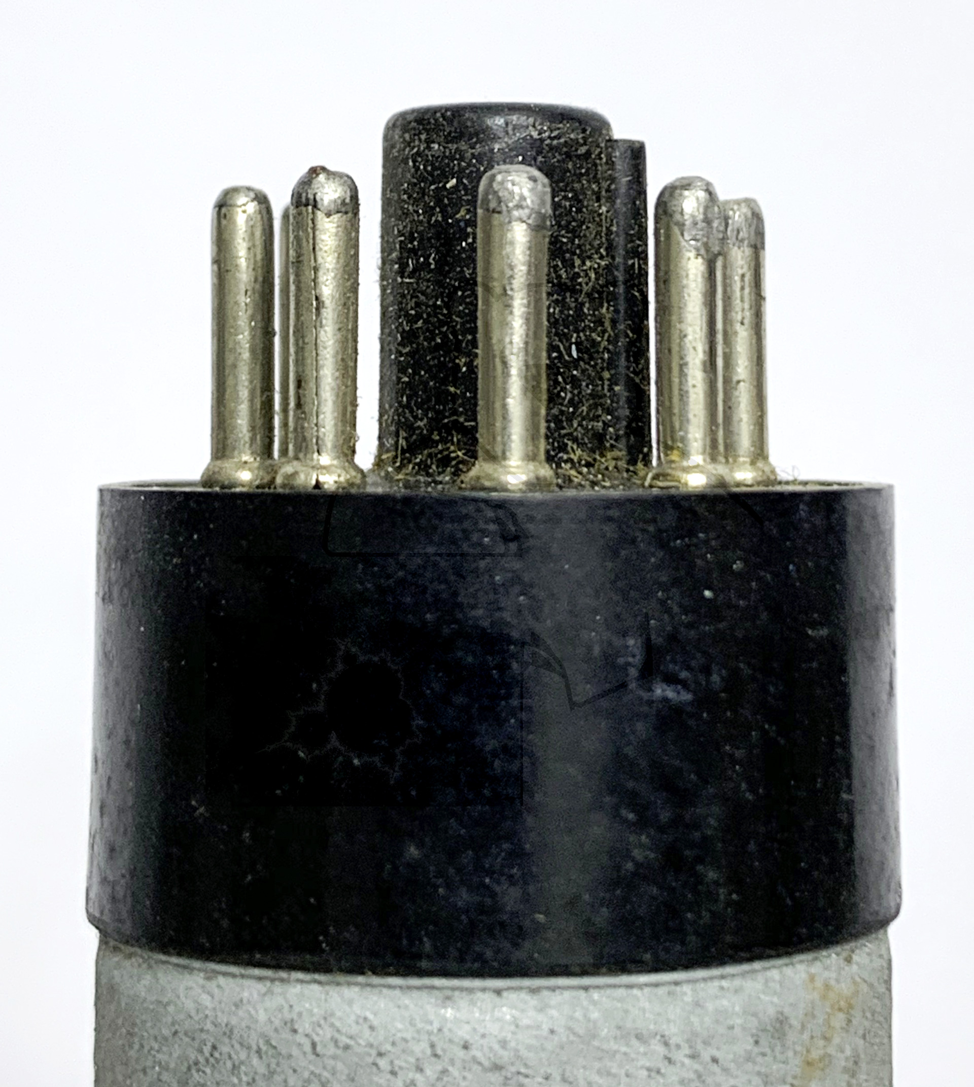 Röhren mit: British Oktal, 8pol (Mazda Great Britain, MO)